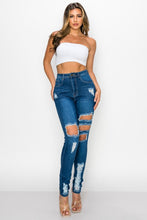 Load image into Gallery viewer, Distressed High Rise Skinny Jeans
